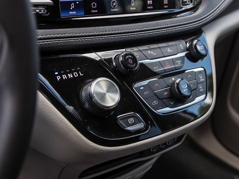 2023 Chrysler Pacifica Touring L  Road-Trip Champion, Hidden Floor Storage, Huge Cargo Bay - Granite  Crystal exterior view 20