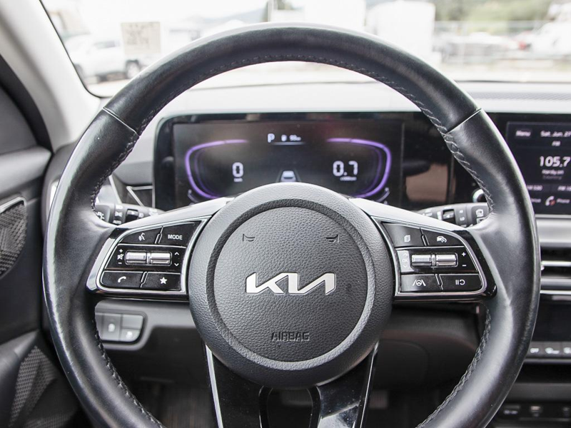 2025 Kia Seltos EX SUV Space, Hatchback Gas Bills! Best-In-Class Utility - Dark Ocean Blue exterior view 13