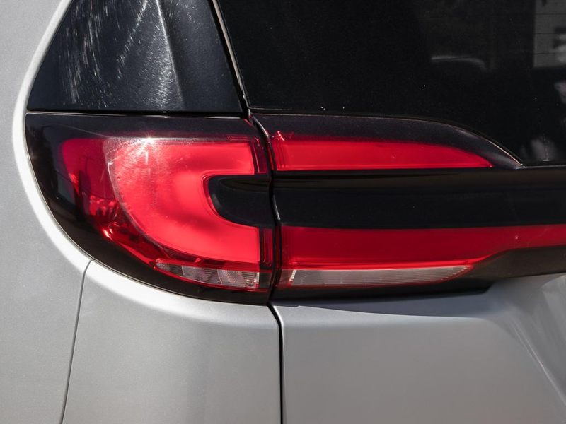 2022 Chrysler Pacifica Touring AWD AWD Plus Stow 'n Go, Fold-Flat 3rd Row, Huge Cargo Space - Silver exterior view 12