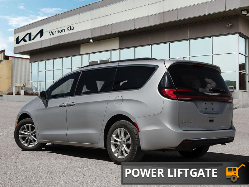 2022 Chrysler Pacifica Touring AWD AWD Plus Stow 'n Go, Fold-Flat 3rd Row, Huge Cargo Space - Silver exterior view 4