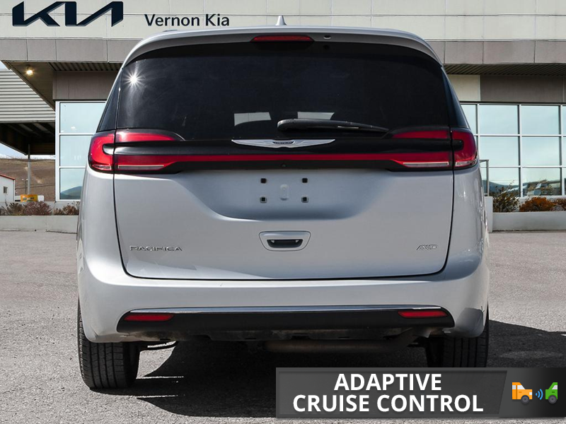 2022 Chrysler Pacifica Touring AWD AWD Plus Stow 'n Go, Fold-Flat 3rd Row, Huge Cargo Space - Silver exterior view 5