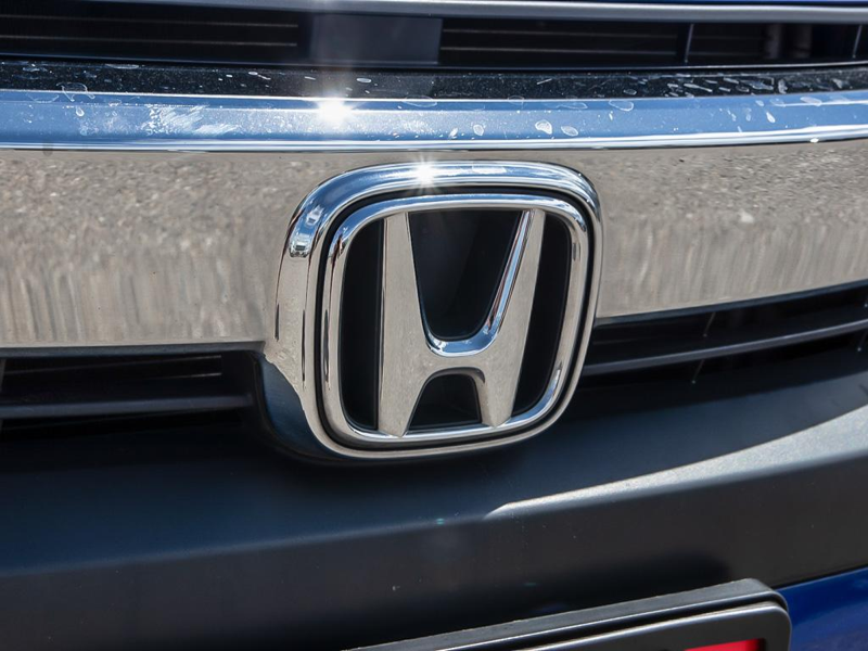 2016 Honda Civic Sedan Touring  Top-of-the-Line Touring! Full Heated Leather, Moonroof - Blue exterior view 9