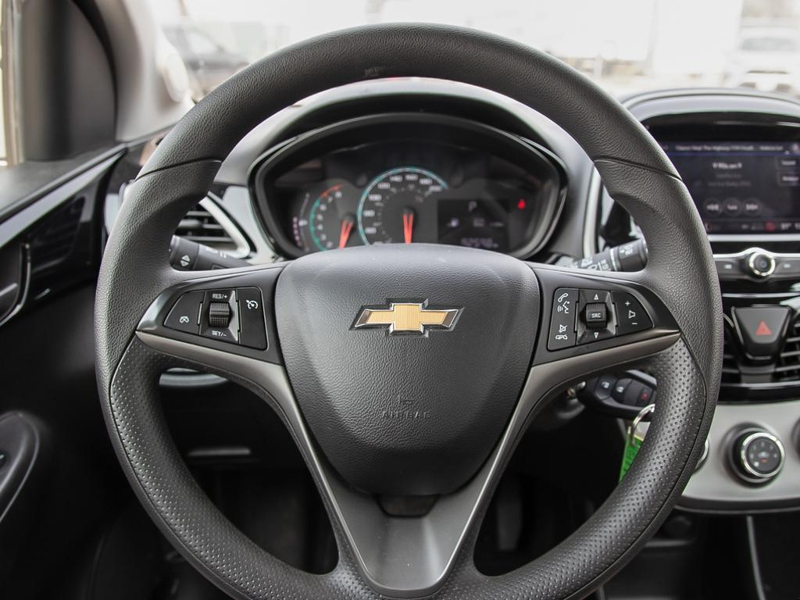 2022 Chevrolet Spark LT The Perfect Starter! Pump Skipper! Insane 6.2L/100km Highway, Tiny Gas Bills - White exterior view 14