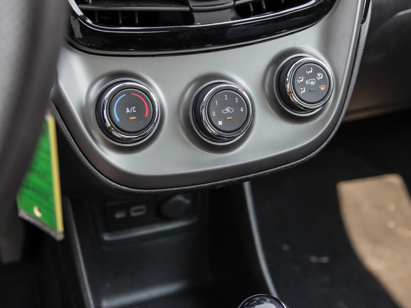 2022 Chevrolet Spark LT  The Perfect Starter! Pump Skipper! Insane 6.2L/100km Highway, Tiny Gas Bills - White exterior view 20