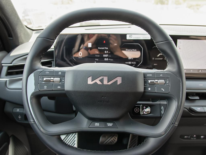 2026 Kia EV9 Land w/GT-Line Package AWD  - HUD - $242.36 /Wk - Iceberg Green exterior view 14