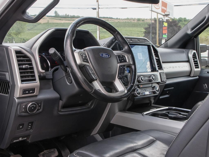 2022 Ford F-350 Super Duty Lariat  The Ultimate Tow Rig! Heavy Duty F350 Powerhouse, Tough - White exterior view 13