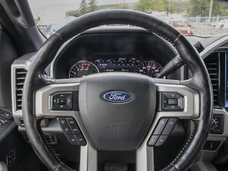 2022 Ford F-350 Super Duty Lariat  The Ultimate Tow Rig! Heavy Duty F350 Powerhouse, Tough - White exterior view 14