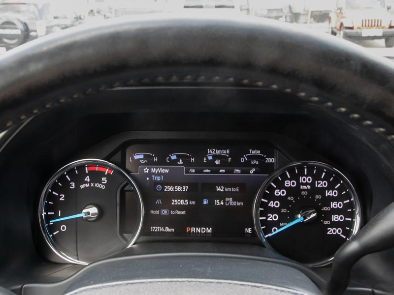 2022 Ford F-350 Super Duty Lariat  The Ultimate Tow Rig! Heavy Duty F350 Powerhouse, Tough - White exterior view 15