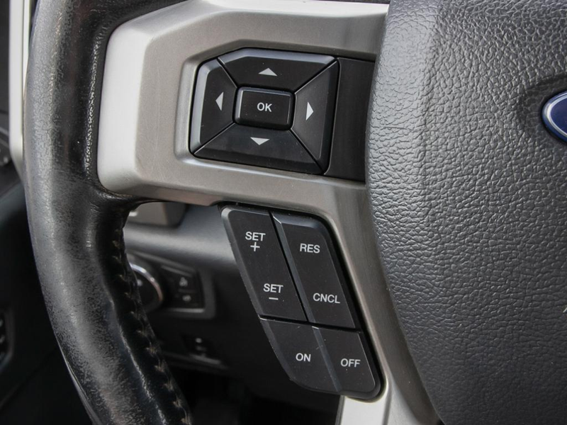 2022 Ford F-350 Super Duty Lariat  The Ultimate Tow Rig! Heavy Duty F350 Powerhouse, Tough - White exterior view 18