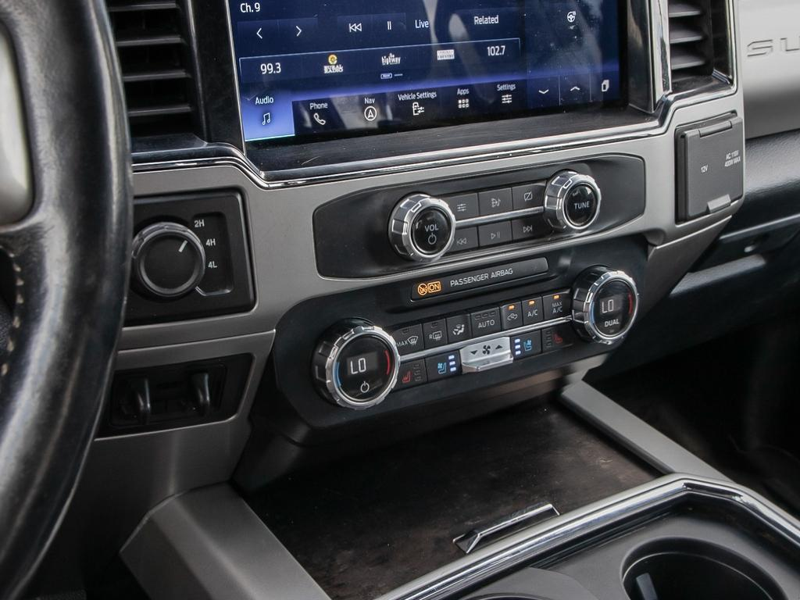 2022 Ford F-350 Super Duty Lariat  The Ultimate Tow Rig! Heavy Duty F350 Powerhouse, Tough - White exterior view 20