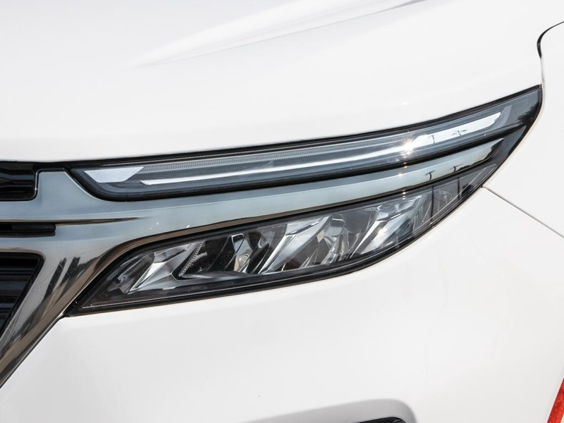 2023 Chevrolet Equinox RS Modern RS Styling! Blacked-Out Look, High Trim Value - White exterior view 10
