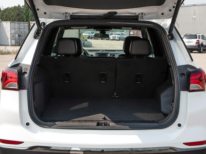 2023 Chevrolet Equinox RS Modern RS Styling! Blacked-Out Look, High Trim Value - White exterior view 11