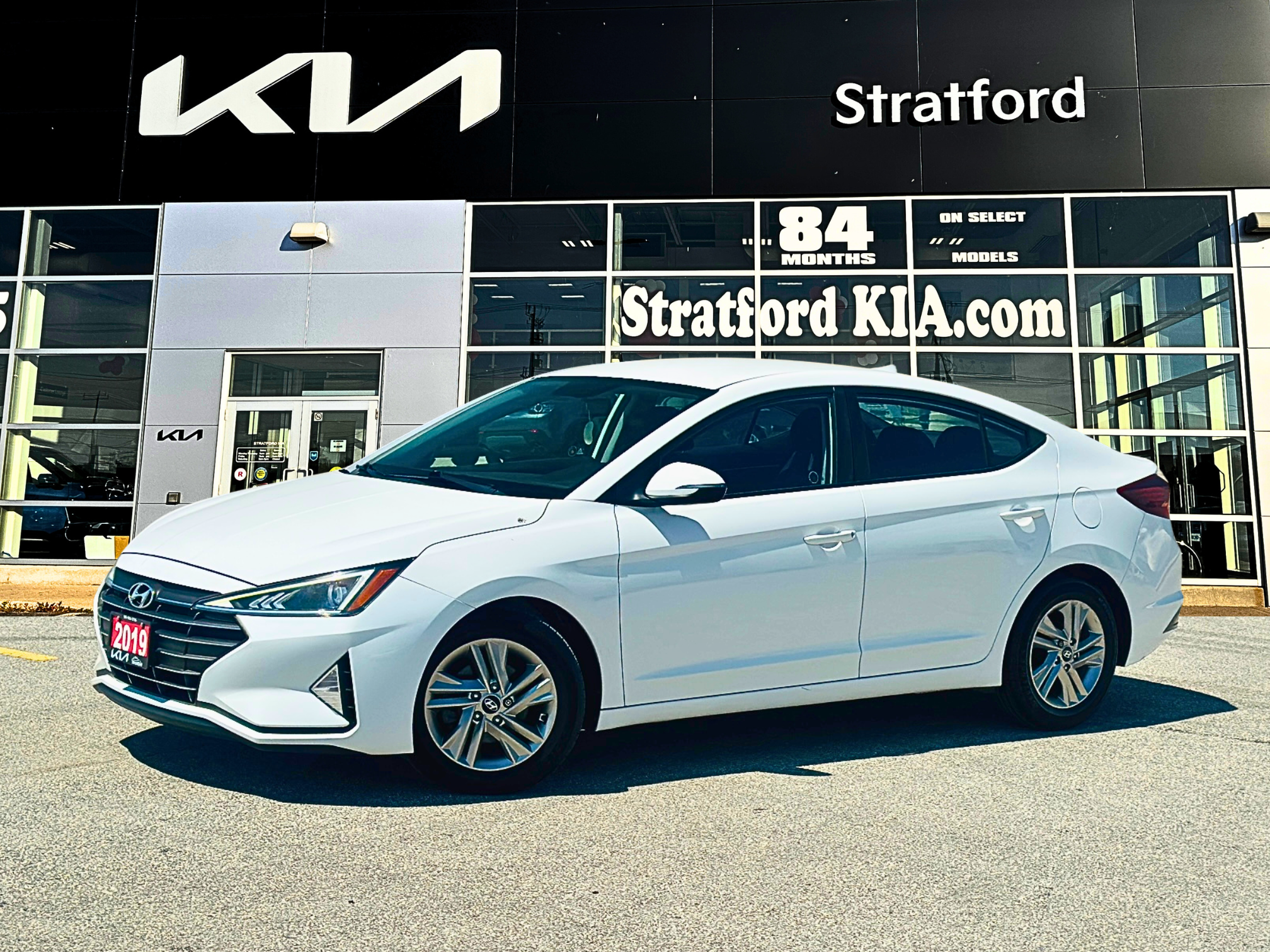 Polar White 2019 Hyundai Elantra Preferred FWD Sedan Automatic