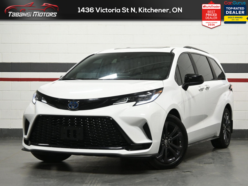 White 2025 Toyota Sienna XLE 8-Passenger FWD Minivan Front-Wheel Drive Automatic