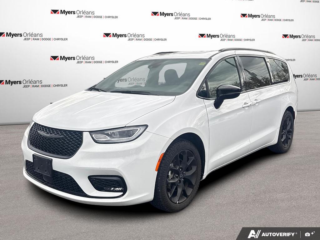 2025 Chrysler Pacifica Limited FWD