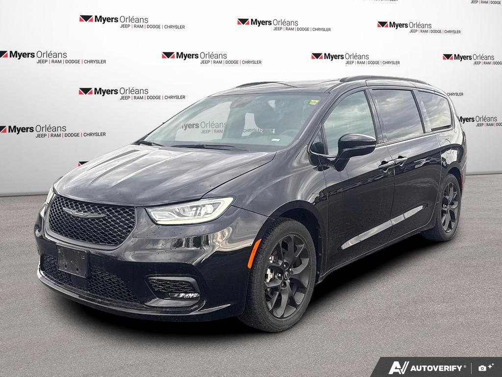  2025 Chrysler Pacifica Limited FWD   
