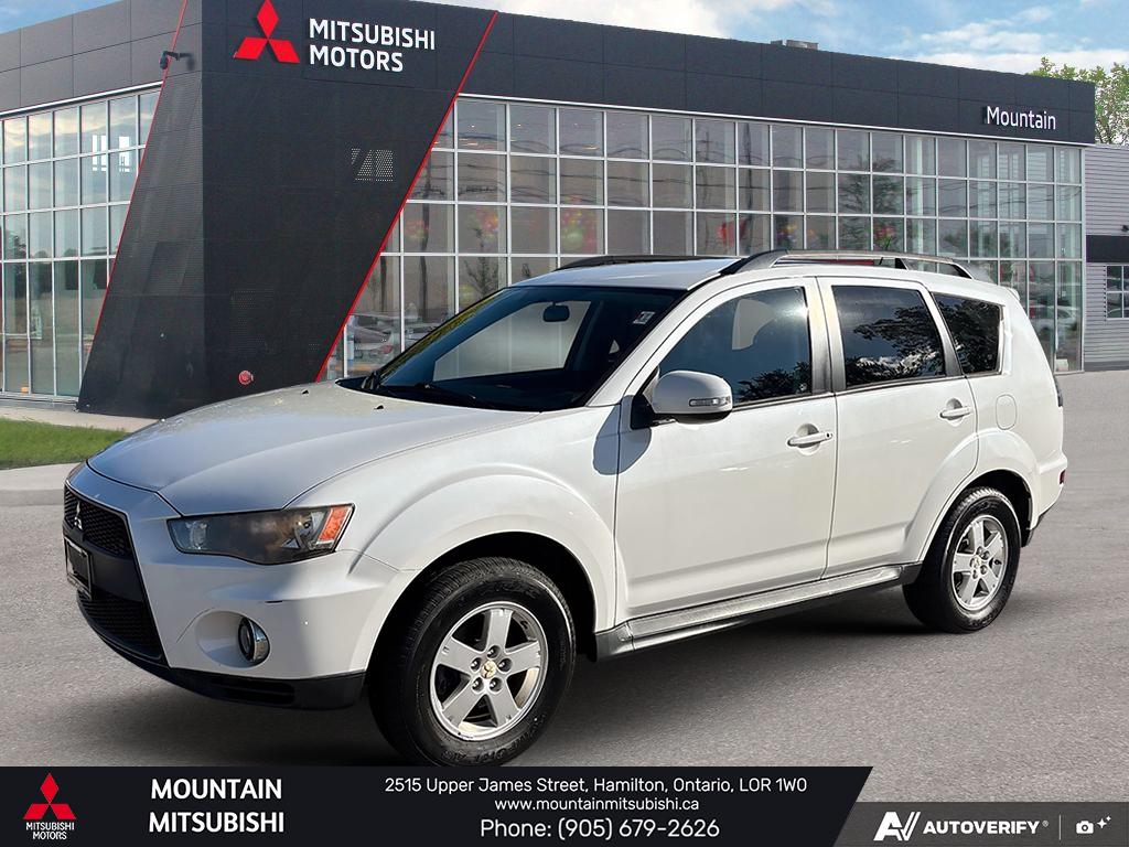 White 2010 Mitsubishi Outlander SUV / Crossover Automatic