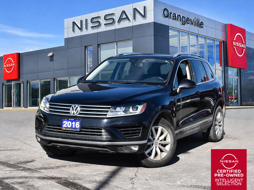 Black 2016 Volkswagen Touareg AWD Comfortline SUV / Crossover Automatic