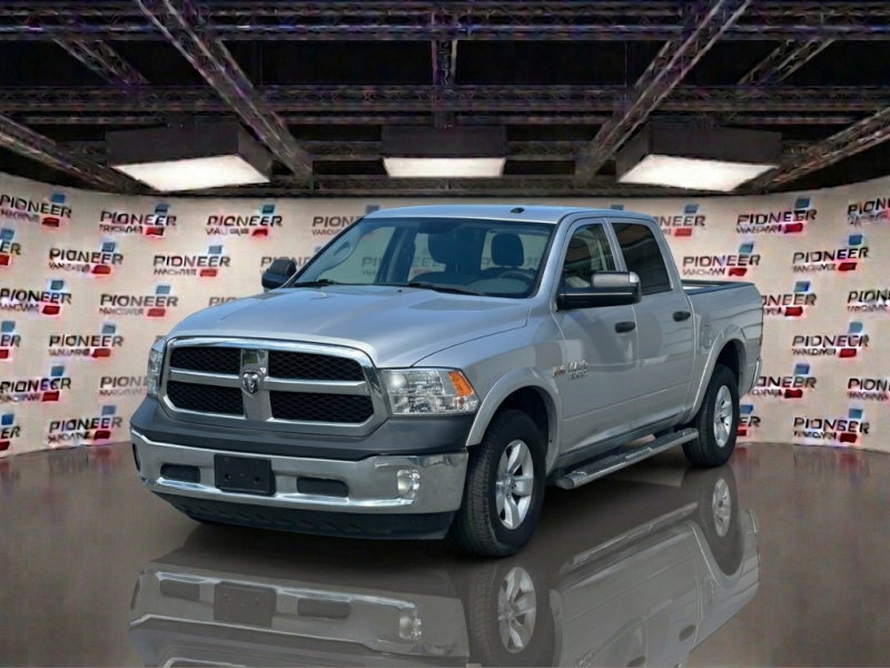 2017 RAM 1500 ST Crew Cab 4WD