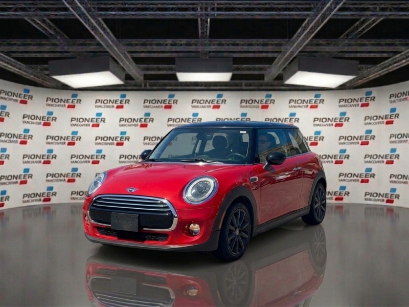 2015 MINI Cooper 2-Door Hatchback FWD